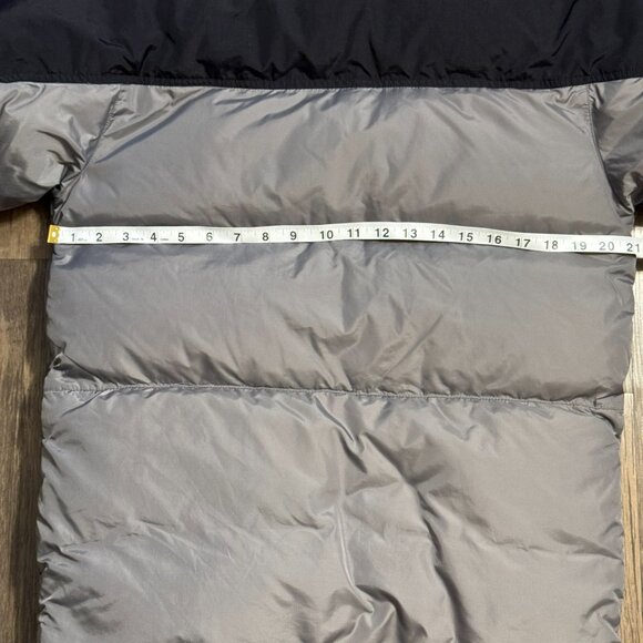 Old Navy Puffer Jacket Men’s Medium Gray & Black Hooded Winter Coat Fleece Lined - Picture 8 of 8